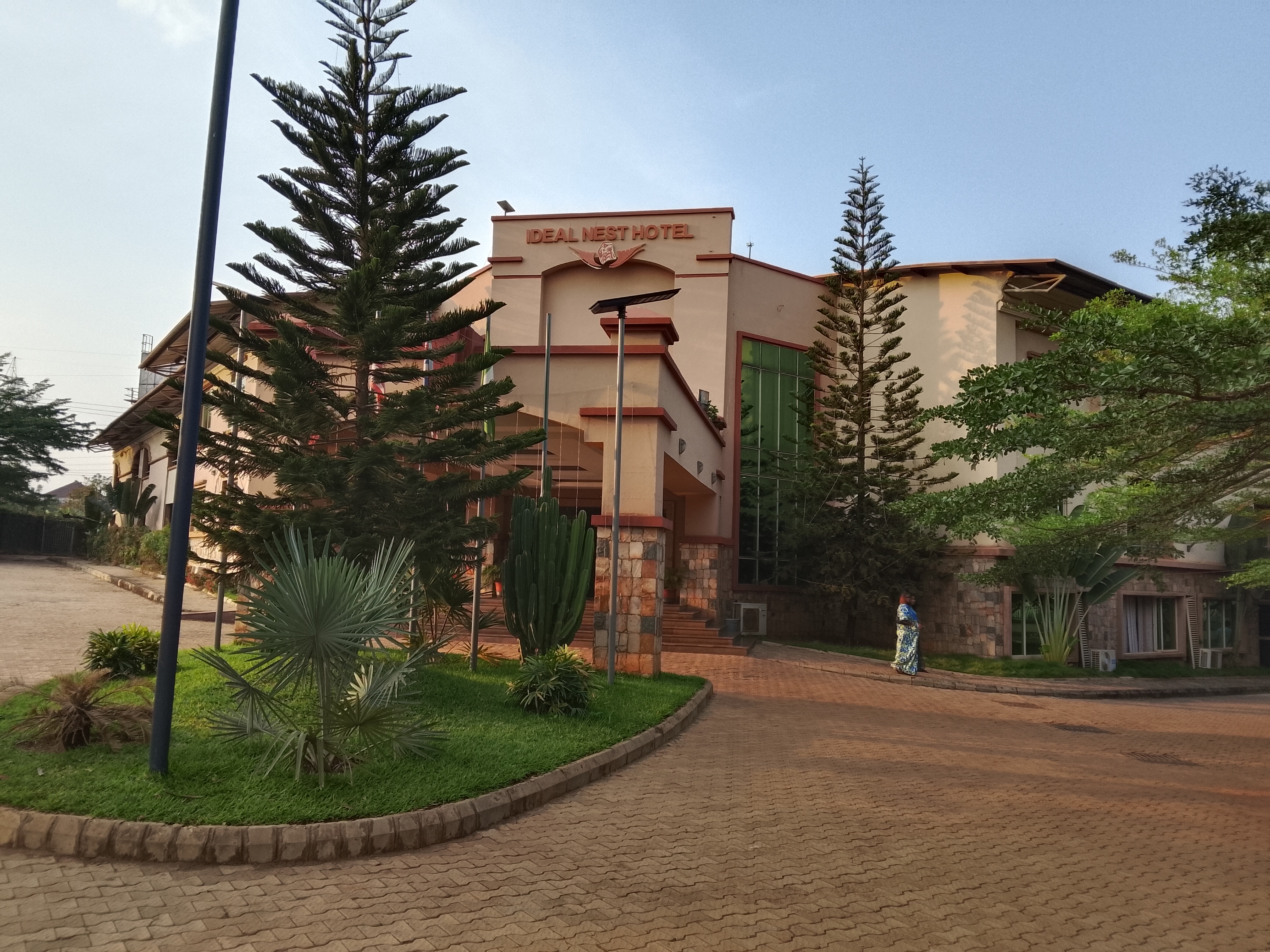 Ideal Nest Hotels - Slide 4